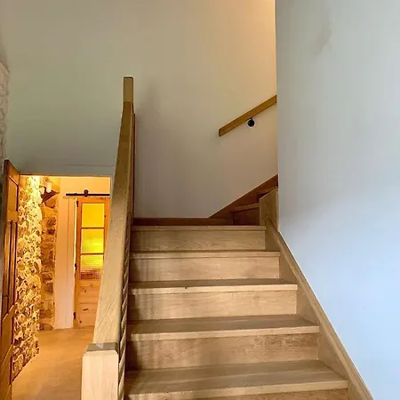 Otero De Campoo Daire *