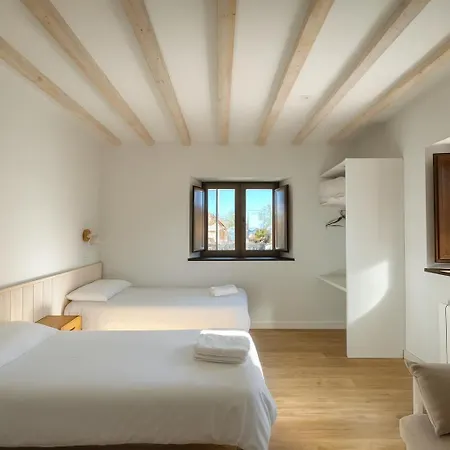 Otero De Campoo Daire *